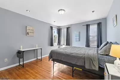 19-31 Lyons Ave #610, Newark, NJ 07112 - Photo 8
