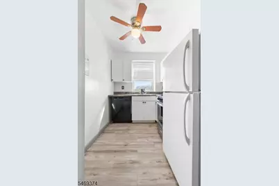19-31 Lyons Ave #610, Newark, NJ 07112 - Photo 6