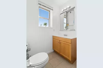 19-31 Lyons Ave #610, Newark, NJ 07112 - Photo 14