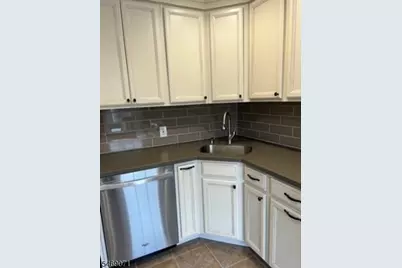 612 Deepdale Ct #4, Union Township, NJ 07083 - Photo 4