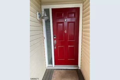 612 Deepdale Ct #4, Union Township, NJ 07083 - Photo 2