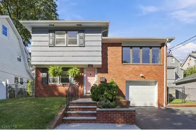 11 Freeman Pl, West Orange Township, NJ 07052 - Photo 2