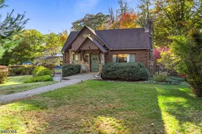 148 Schwarz Blvd, Jefferson Township, NJ 07849 - Photo 2