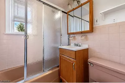 419 Spruce, Linden, NJ 07036 - Photo 6