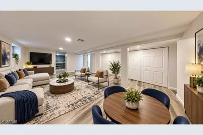 136 W Colfax Ave, Roselle Park, NJ 07204 - Photo 12
