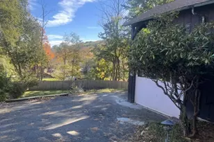 17 Shawnee Trail, Sparta Township, NJ 07871 - Photo 2