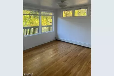 17 Shawnee Trl, Sparta Township, NJ 07871 - Photo 12
