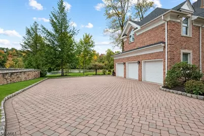 11 Kensington Court, Warren Township, NJ 07059 - Photo 4