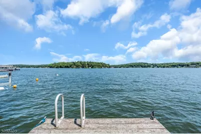 16 Lakeview Rd, Hopatcong, NJ 07843 - Photo 36