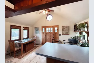 16 Lakeview Rd, Hopatcong, NJ 07843 - Photo 8