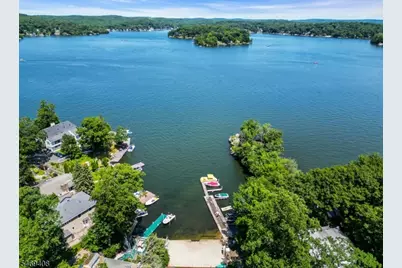 16 Lakeview Rd, Hopatcong, NJ 07843 - Photo 6
