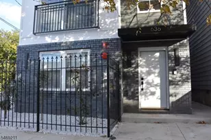636 S 10th St, Newark, NJ 07108 - Photo 26