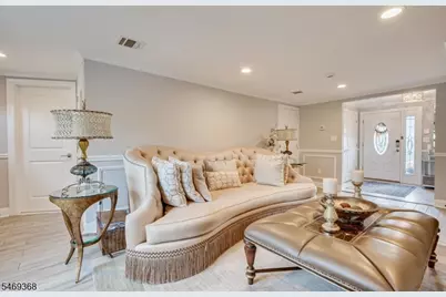 2465 Brentwood Rd, Union Township, NJ 07083 - Photo 14