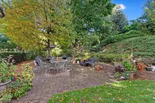 14 Forest St, Montclair Twp., NJ 07042 - Photo 20