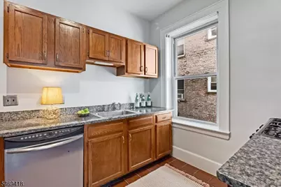 14 Forest St #102, Montclair Twp., NJ 07042 - Photo 10