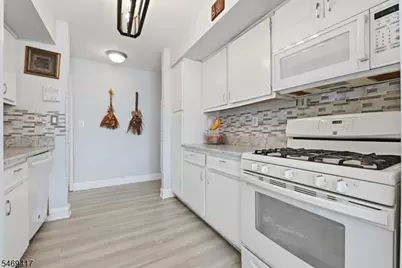 23C Powderhorn Ct #23, Woodbridge Township, NJ 07095 - Photo 8