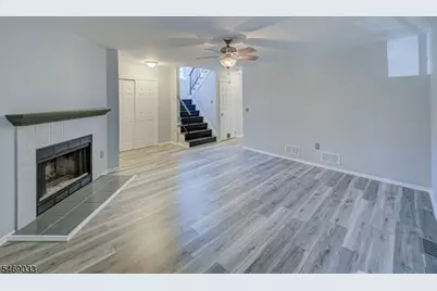 16 Cedar Ct, Raritan Township, NJ 08822 - Photo 4