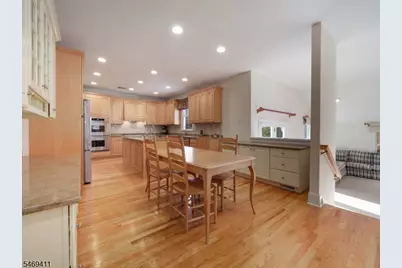 16 Forest Ridge Ter, Jefferson Township, NJ 07438 - Photo 12