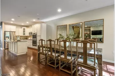 16 Pineview Dr #202, Waldwick, NJ 07463 - Photo 12