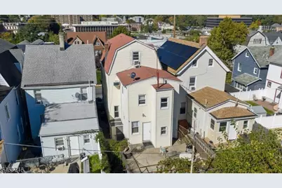 58 N Jefferson St, Orange, NJ 07050 - Photo 16