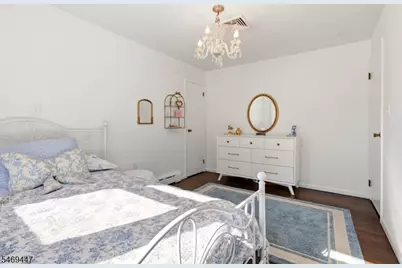 152 Remsen Ave, Woodbridge Township, NJ 07001 - Photo 16