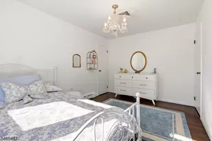 152 Remsen Ave, Woodbridge Township, NJ 07001 - Photo 16