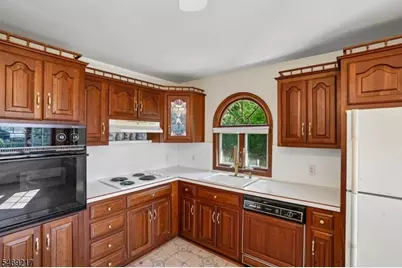 4 Nautical Ter, Jefferson Township, NJ 07849 - Photo 16