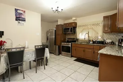 752 Highland Ave, Newark, NJ 07104 - Photo 12