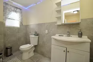 752 Highland Ave, Newark, NJ 07104 - Photo 16