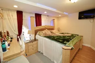 752 Highland Ave, Newark, NJ 07104 - Photo 14