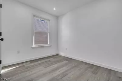508 W 3rd Ave, Roselle, NJ 07203 - Photo 30