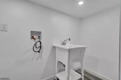 508 W 3rd Ave, Roselle, NJ 07203 - Photo 26