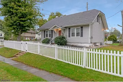 34 Rockview Ter, North Plainfield, NJ 07060 - Photo 4