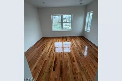 28 Parkhurst St #2, Newark, NJ 07114 - Photo 4