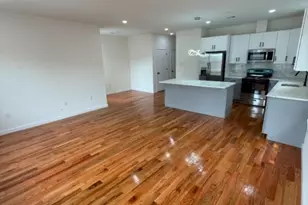 28 Parkhurst St, Newark, NJ 07114 - Photo 2