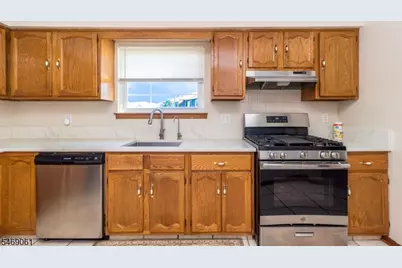 3504 Wellington Ct, Hillsborough Township, NJ 08844 - Photo 8