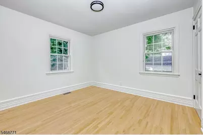 924 Franklin Ave, Franklin Lakes, NJ 07417 - Photo 12