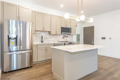 21 Lincoln Park #100, Newark, NJ 07102 - Photo 10