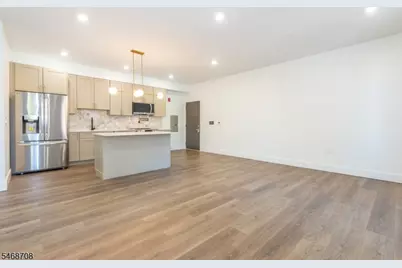 21 Lincoln Park #100, Newark, NJ 07102 - Photo 2