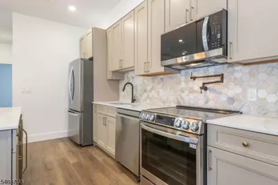 21 Lincoln Park #100, Newark, NJ 07102 - Photo 12