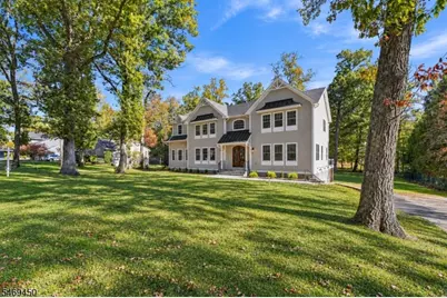 38 Brookside Ter, North Caldwell, NJ 07006 - Photo 4