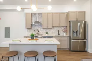 21 Lincoln Park, Newark, NJ 07102 - Photo 4