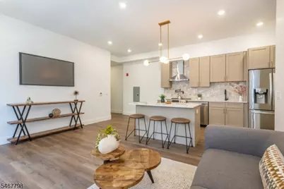 21 Lincoln Park #203, Newark, NJ 07102 - Photo 2