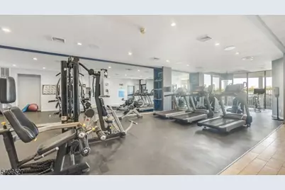 1077 River Rd #205, Edgewater, NJ 07020 - Photo 16