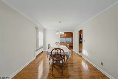 136 Headley Ter, Union Township, NJ 07083 - Photo 10