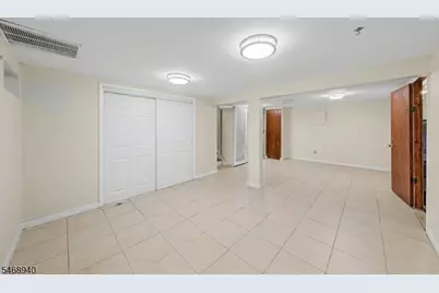 136 Headley Ter, Union Township, NJ 07083 - Photo 40