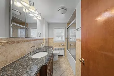 136 Headley Ter, Union Township, NJ 07083 - Photo 28