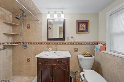 136 Headley Ter, Union Township, NJ 07083 - Photo 34