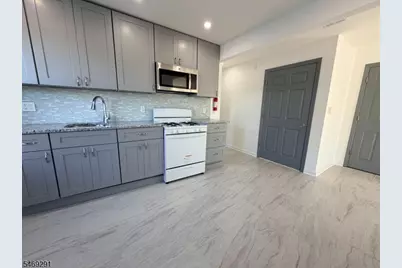 317 Amsterdam Ave, Roselle, NJ 07203 - Photo 8