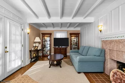 217 Park Ave, Lopatcong Township, NJ 08865 - Photo 10